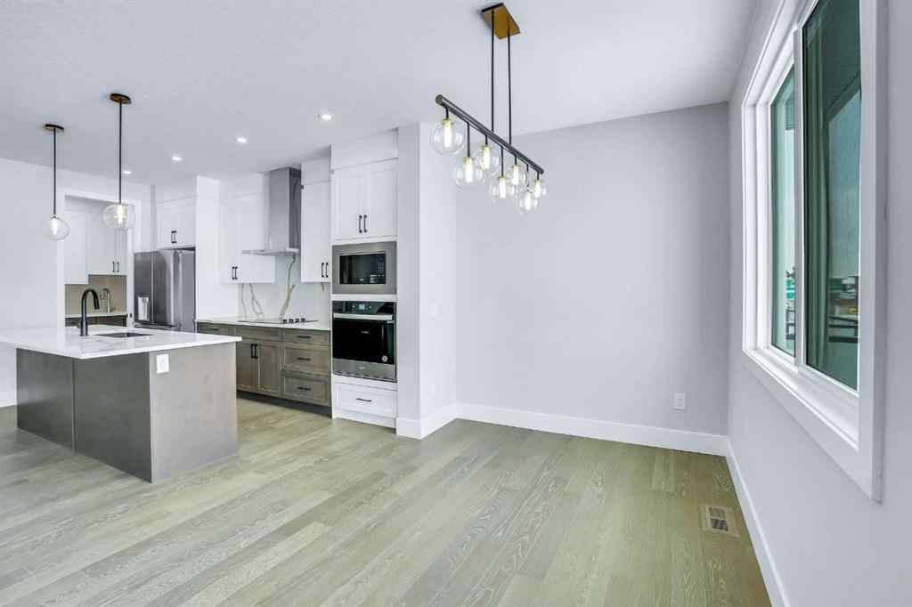 MLS® A2213557 - 256 Savanna Drive NE in Saddle Ridge Calgary, Residential