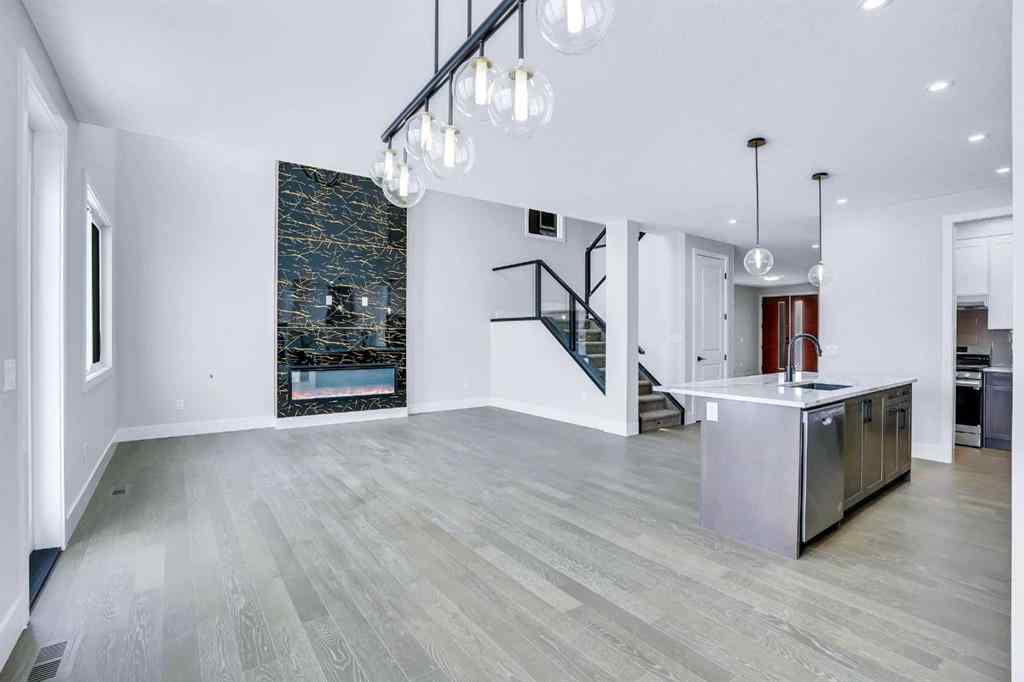 MLS® A2213557 - 256 Savanna Drive NE in Saddle Ridge Calgary, Residential