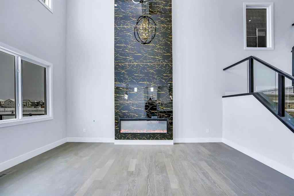 MLS® A2213557 - 256 Savanna Drive NE in Saddle Ridge Calgary, Residential