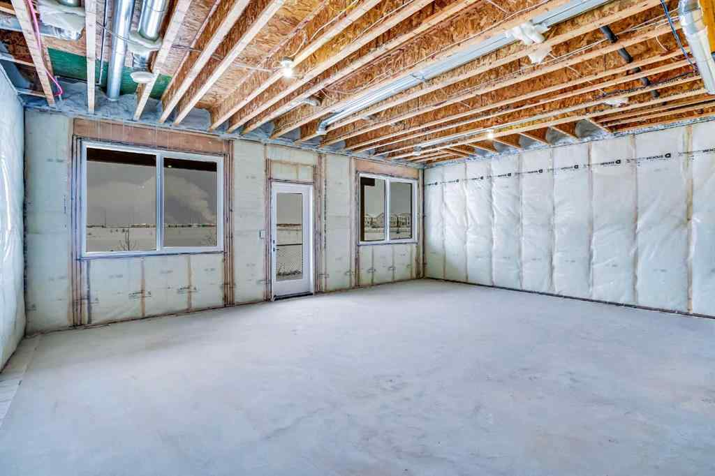 MLS® A2213557 - 256 Savanna Drive NE in Saddle Ridge Calgary, Residential