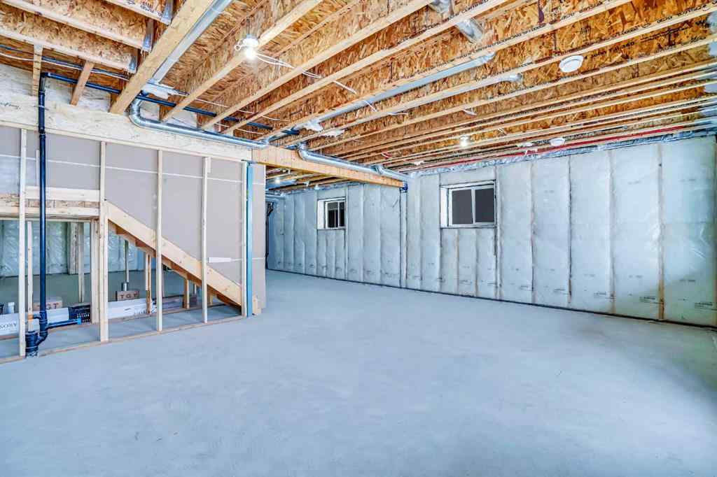 MLS® A2213557 - 256 Savanna Drive NE in Saddle Ridge Calgary, Residential
