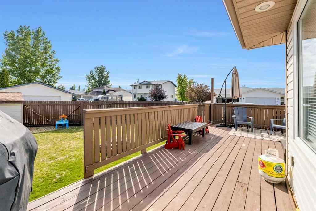 MLS® A2213585 - 35 Logan Close  in Lancaster Meadows Red Deer, Residential