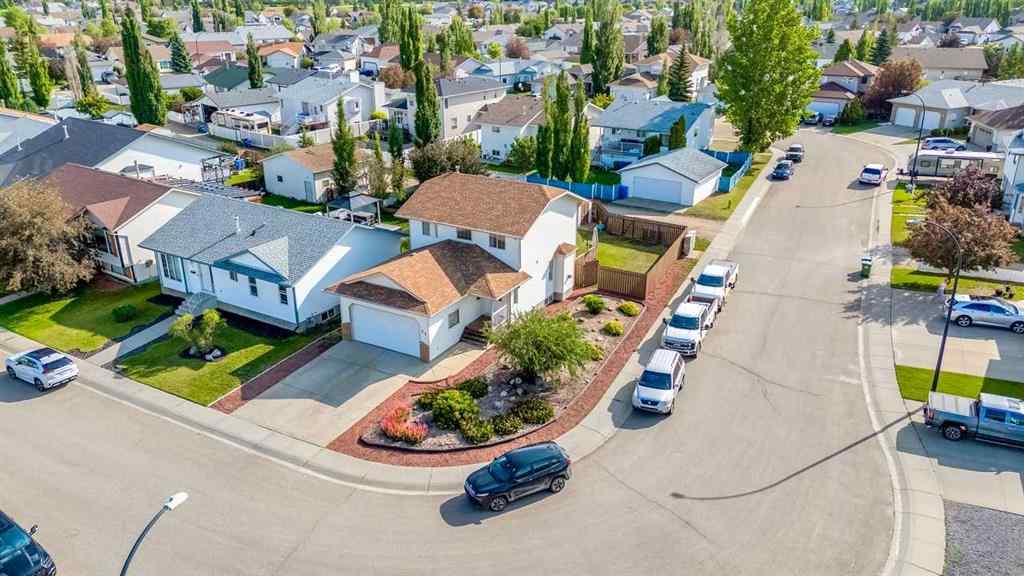 MLS® A2213585 - 35 Logan Close  in Lancaster Meadows Red Deer, Residential