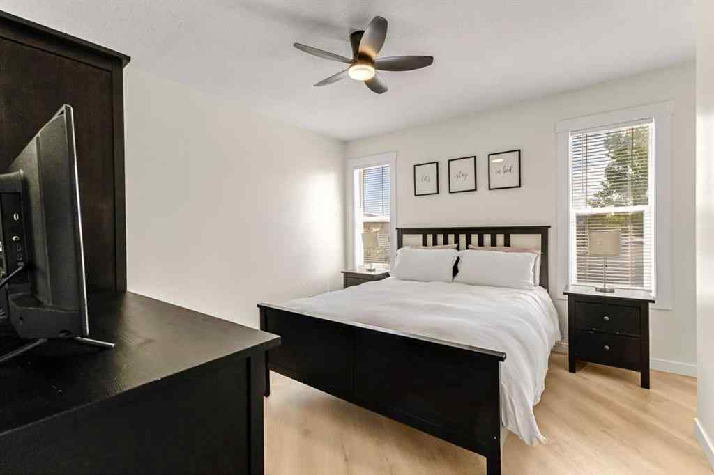 MLS® A2213585 - 35 Logan Close  in Lancaster Meadows Red Deer, Residential