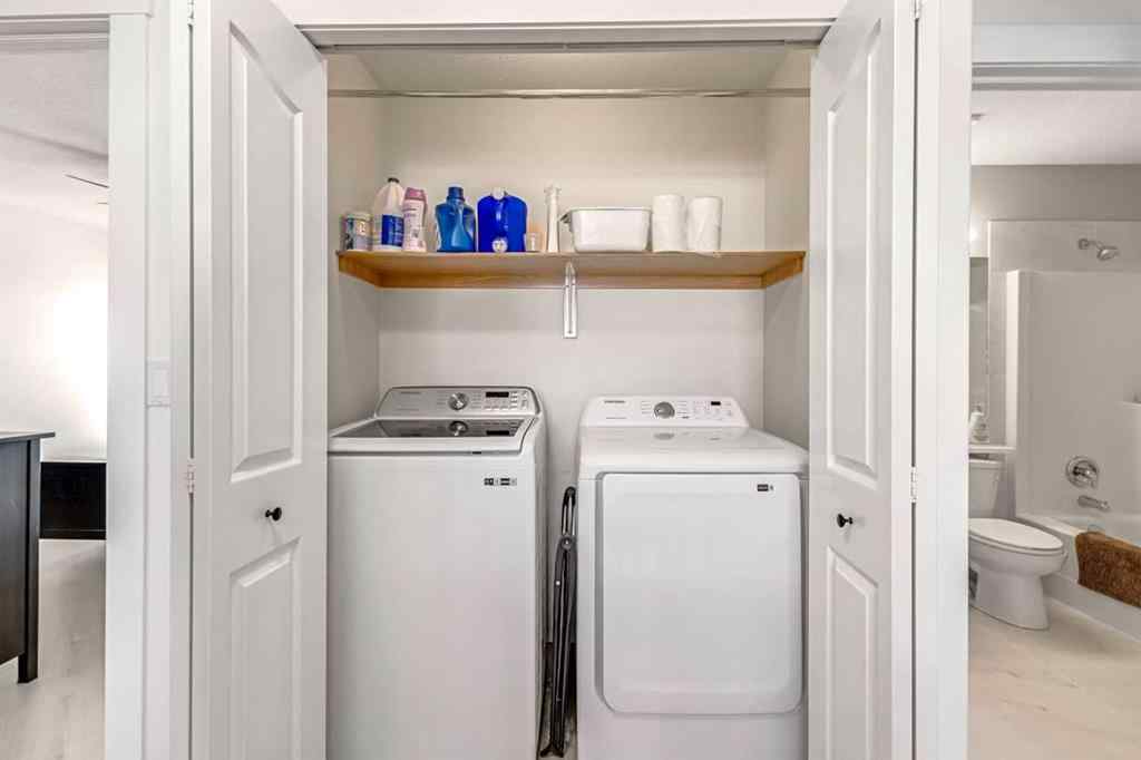 MLS® A2213585 - 35 Logan Close  in Lancaster Meadows Red Deer, Residential