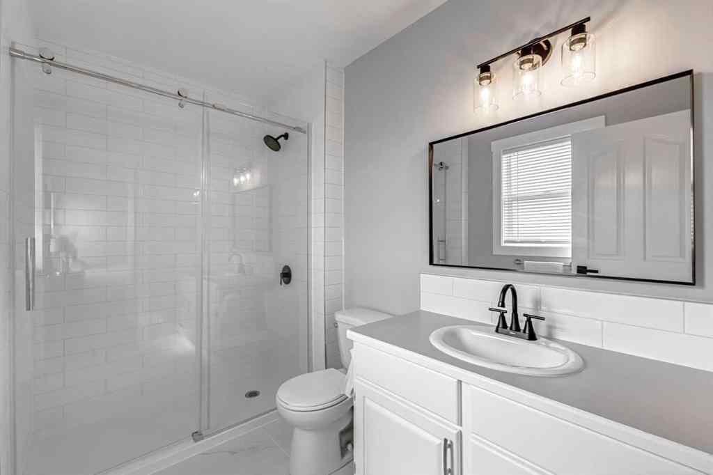 MLS® A2213585 - 35 Logan Close  in Lancaster Meadows Red Deer, Residential