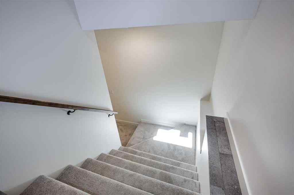 MLS® A2213637 - 136 Hollman Close  in Hawkridge Estates Penhold, Residential
