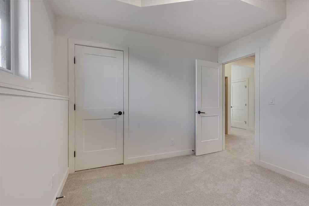 MLS® A2213637 - 136 Hollman Close  in Hawkridge Estates Penhold, Residential