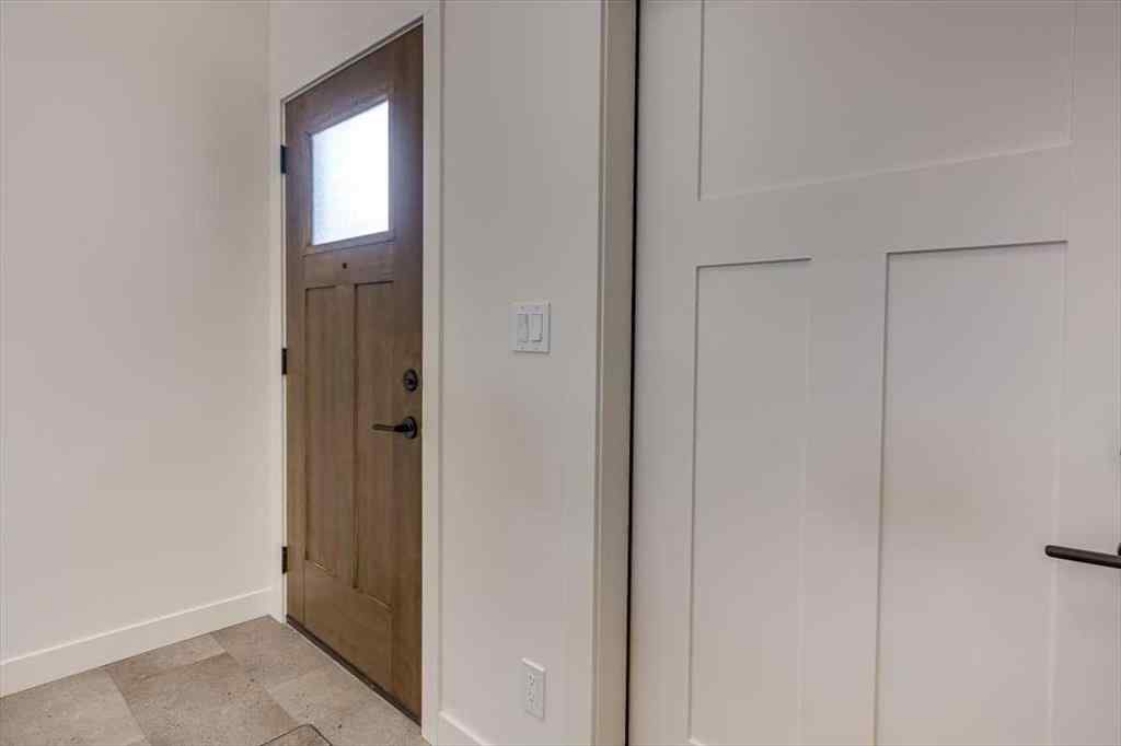 MLS® A2213637 - 136 Hollman Close  in Hawkridge Estates Penhold, Residential