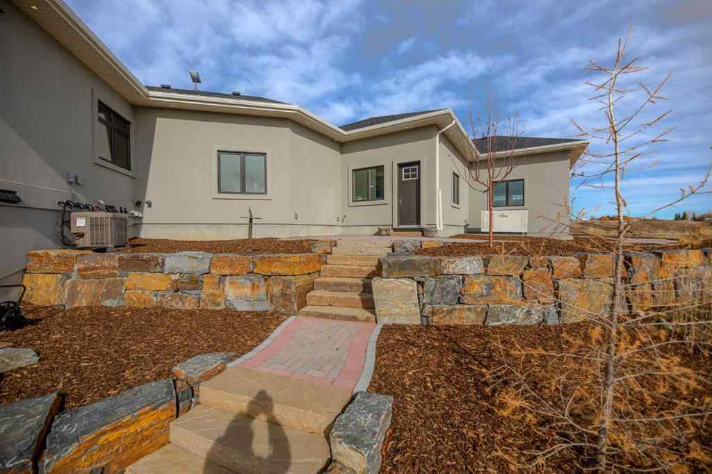 MLS® A2213658 - 40243 Big Hill Road  in NONE Rural Rocky View County, Residential