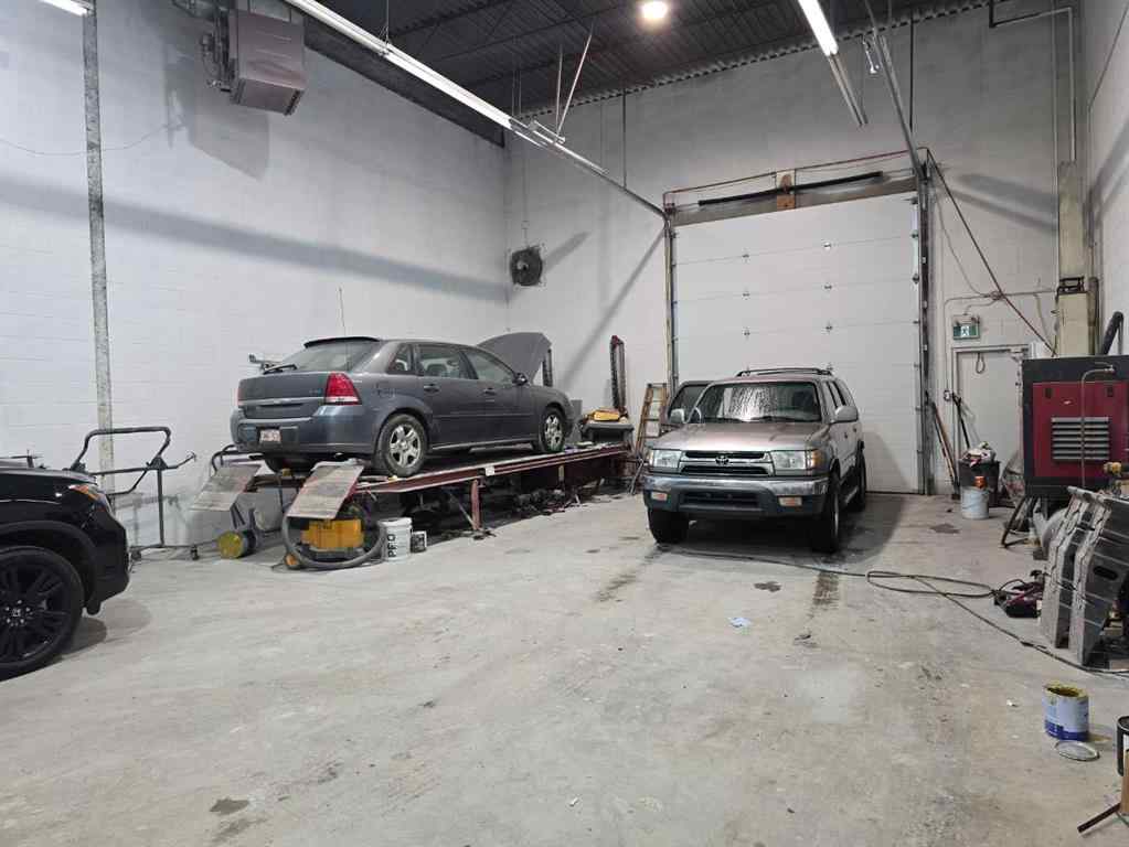 MLS® A2213688 - 1420 40 Avenue NE in McCall Calgary, Commercial