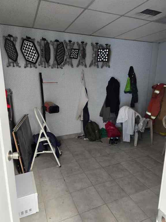 MLS® A2213688 - 1420 40 Avenue NE in McCall Calgary, Commercial