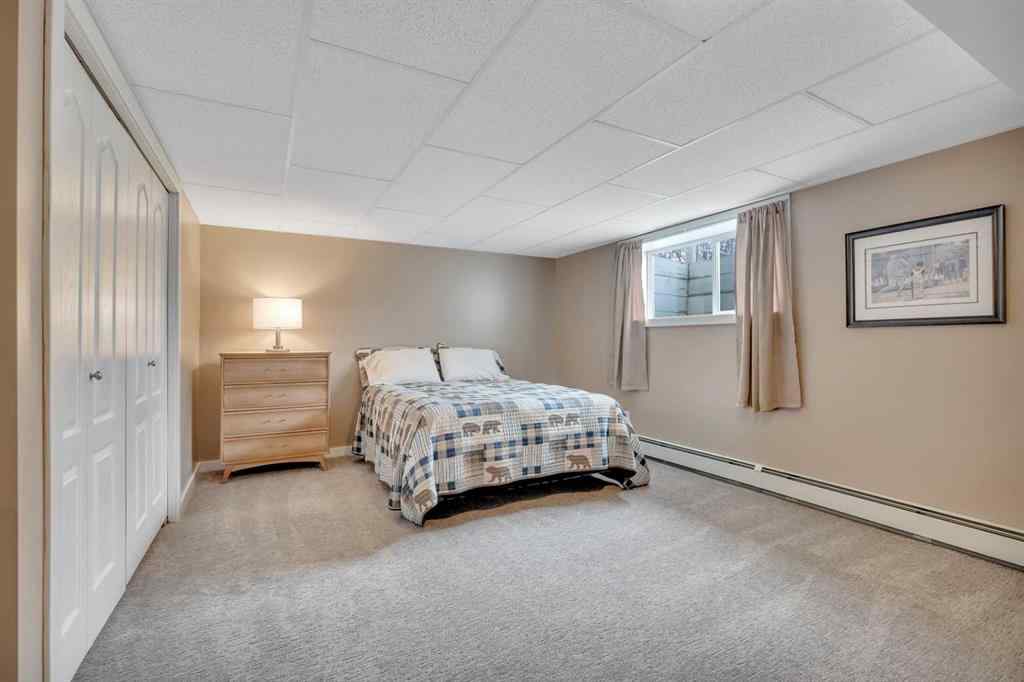 MLS® A2213771 - 6010 50 Avenue  in None Lacombe, Residential