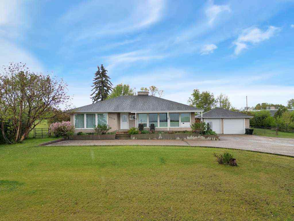 MLS® A2213771 - 6010 50 Avenue  in None Lacombe, Residential