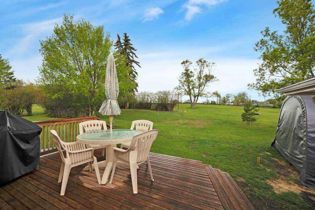 MLS® A2213771 - 6010 50 Avenue  in None Lacombe, Residential