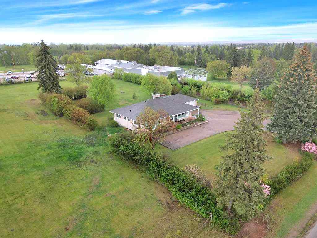 MLS® A2213771 - 6010 50 Avenue  in None Lacombe, Residential