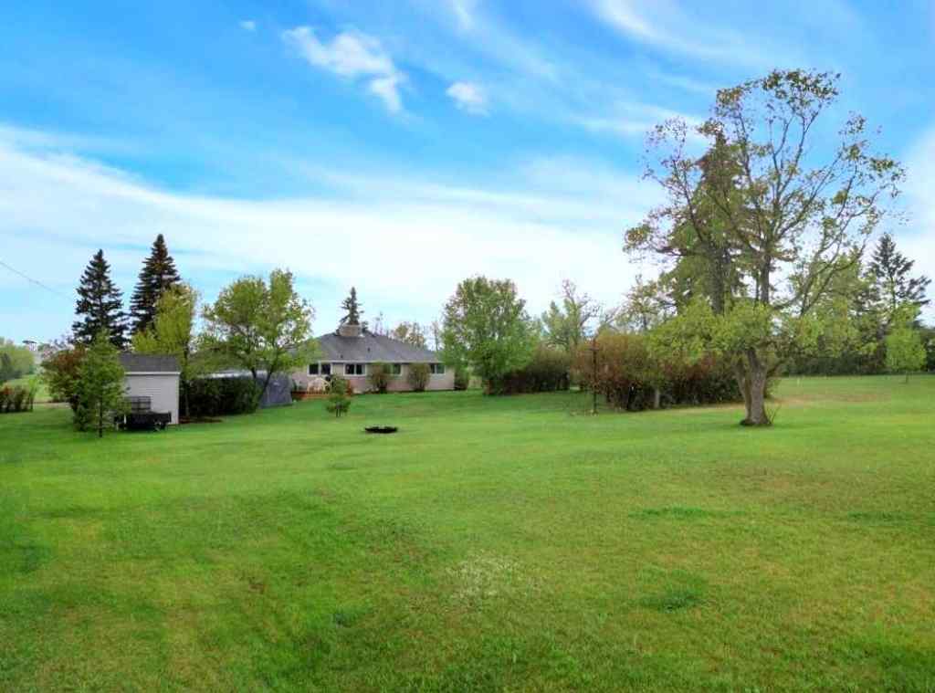 MLS® A2213771 - 6010 50 Avenue  in None Lacombe, Residential