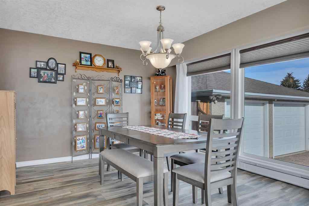 MLS® A2213771 - 6010 50 Avenue  in None Lacombe, Residential