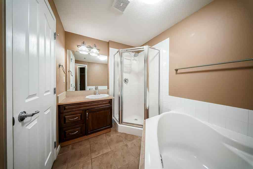 MLS® A2213784 - Unit #207 5040 53 Street  in Downtown Sylvan Lake, Residential