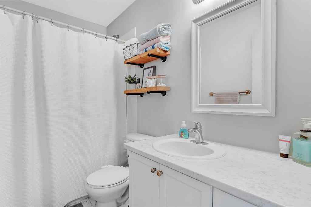 MLS® A2213841 - 77 Pinnacle Crescent   in Pinnacle Ridge Grande Prairie, Residential