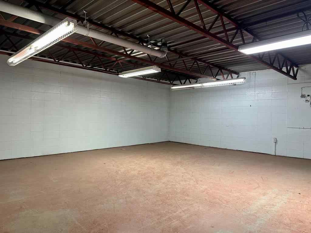 MLS® A2213847 - 9508 110 Street  in Richmond Industrial Park Grande Prairie, Commercial