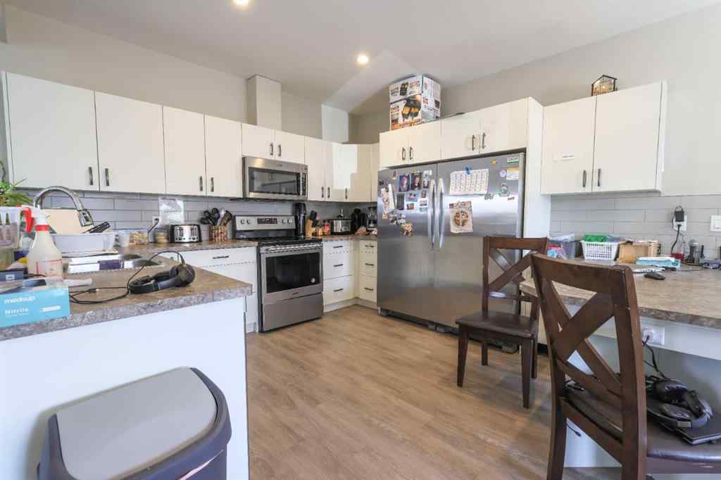 MLS® A2213865 - Unit #5111 53 Street   in NONE Rocky Mountain House, Multi-Family