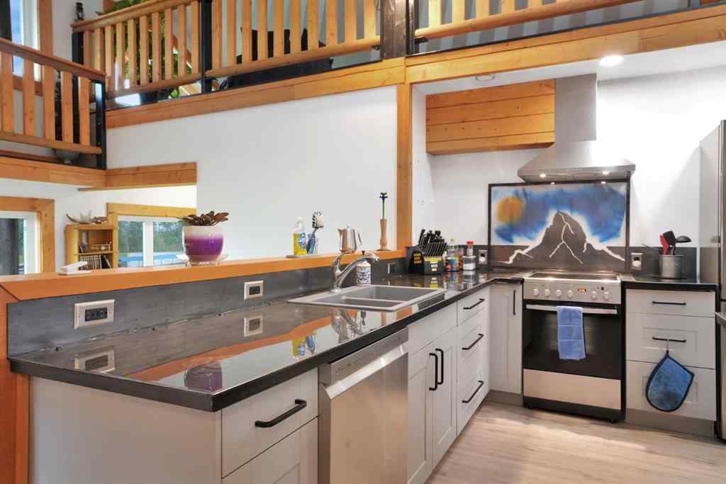 MLS® A2213924 - 45040 421A Township  in NONE Rural Ponoka County, Agri-Business