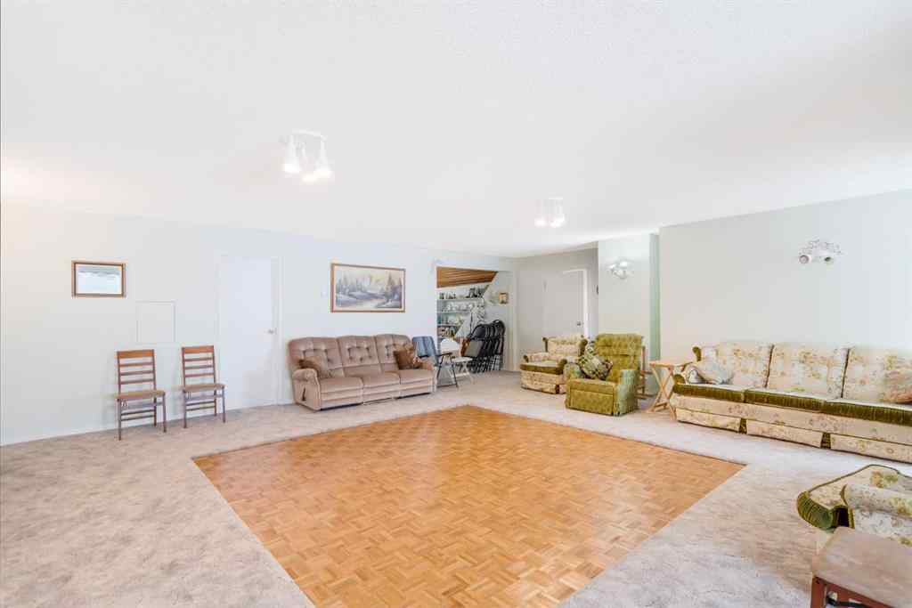 MLS® A2213930 - 3 Rustic Road  in NONE Norglenwold, Residential