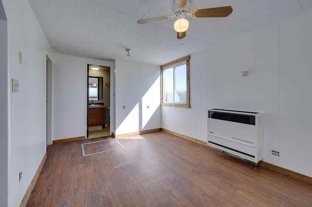 MLS® A2214014 - 37559 RR224   in NONE Rural Red Deer County, Residential