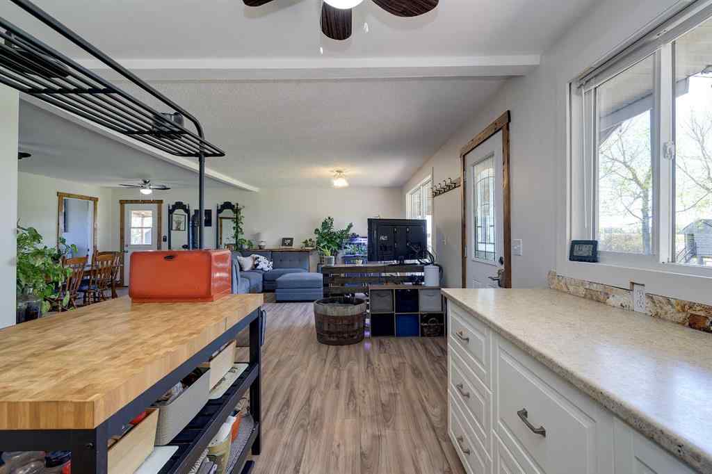 MLS® A2214014 - 37559 RR224   in NONE Rural Red Deer County, Residential