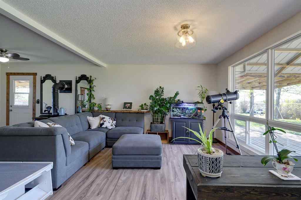 MLS® A2214014 - 37559 RR224   in NONE Rural Red Deer County, Residential