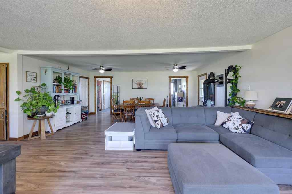 MLS® A2214014 - 37559 RR224   in NONE Rural Red Deer County, Residential