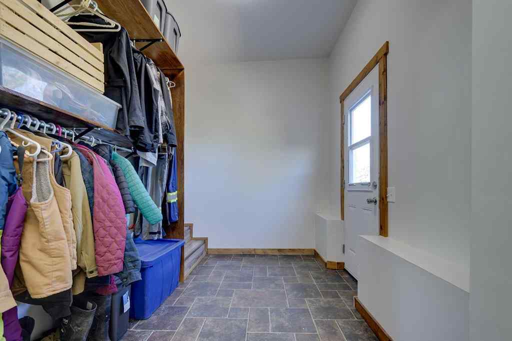MLS® A2214014 - 37559 RR224   in NONE Rural Red Deer County, Residential