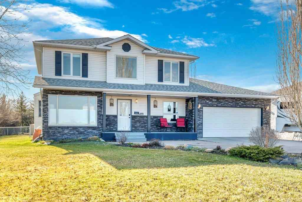 MLS® A2214022 - 701 East Lakeview Road  in East Chestermere Chestermere, Residential
