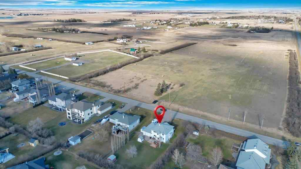 MLS® A2214022 - 701 East Lakeview Road  in East Chestermere Chestermere, Residential