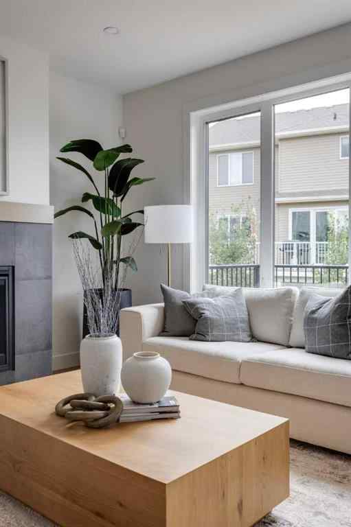 MLS® A2214059 - 46 Heritage Close  in Heritage Hills Cochrane, Residential