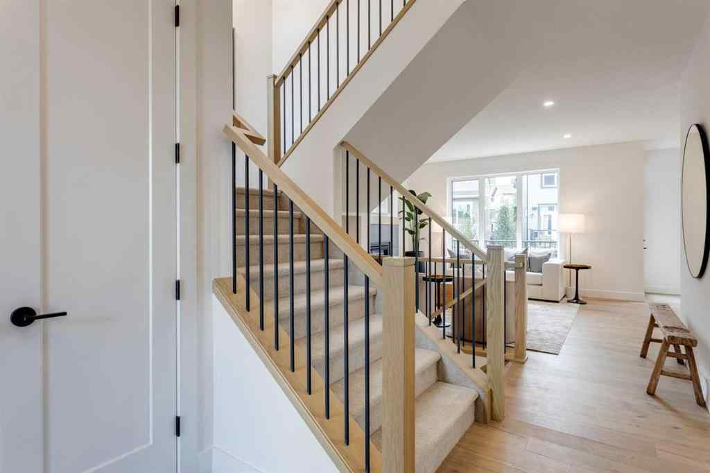 MLS® A2214059 - 46 Heritage Close  in Heritage Hills Cochrane, Residential