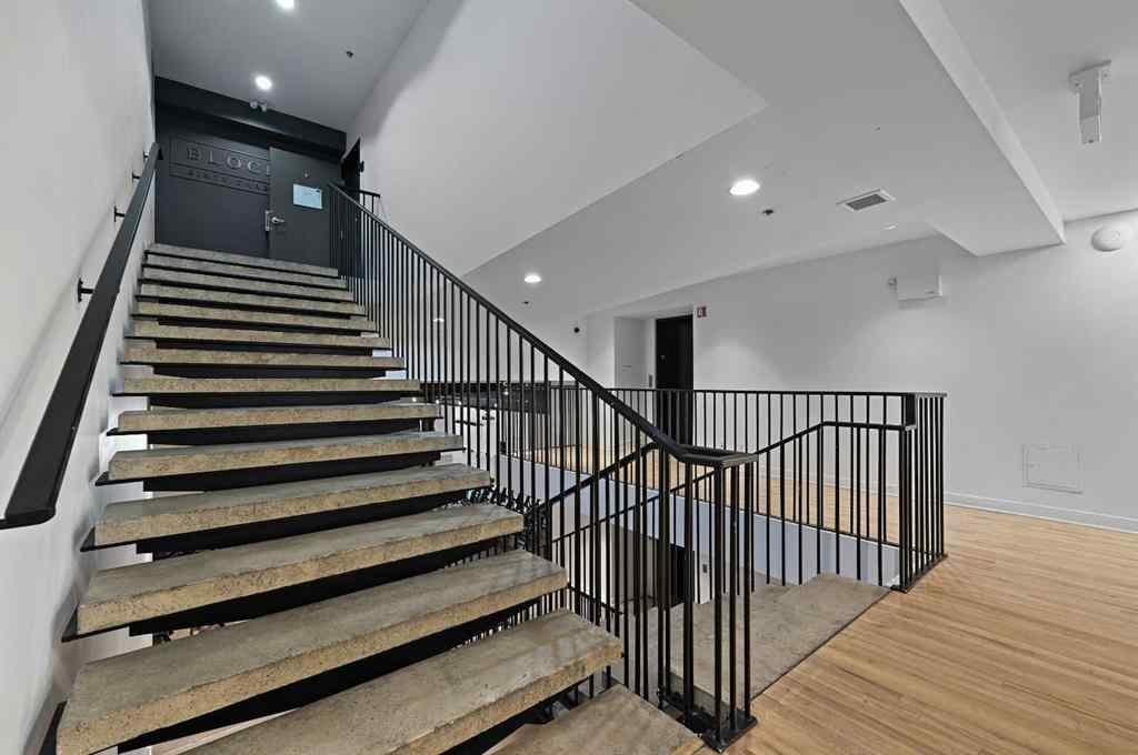 MLS® A2214143 - 117 & 119 8 Avenue SW in Downtown Commercial Core Calgary, Commercial