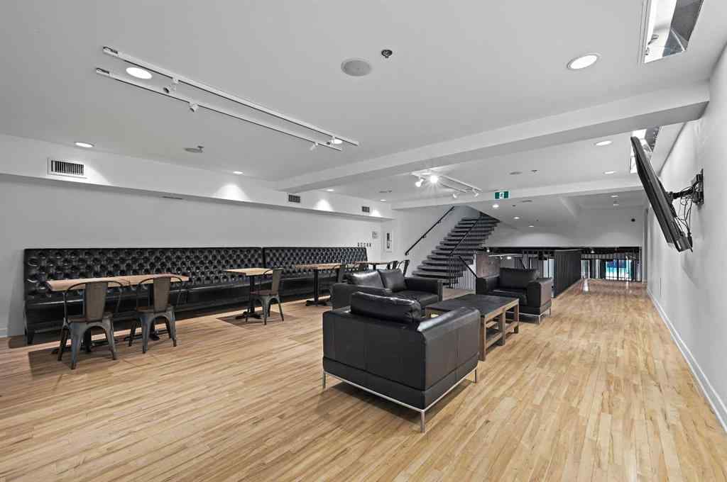 MLS® A2214143 - 117 & 119 8 Avenue SW in Downtown Commercial Core Calgary, Commercial