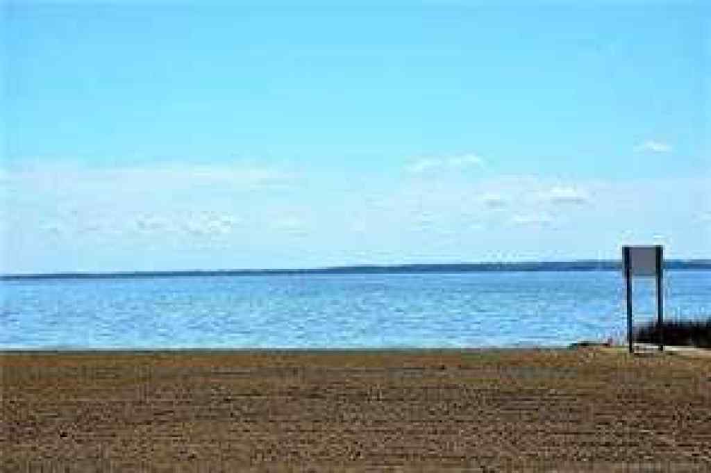 MLS® A2214150 - Unit #166A 10042 Township Road 422   in Raymond Shores Rural Ponoka County, Residential