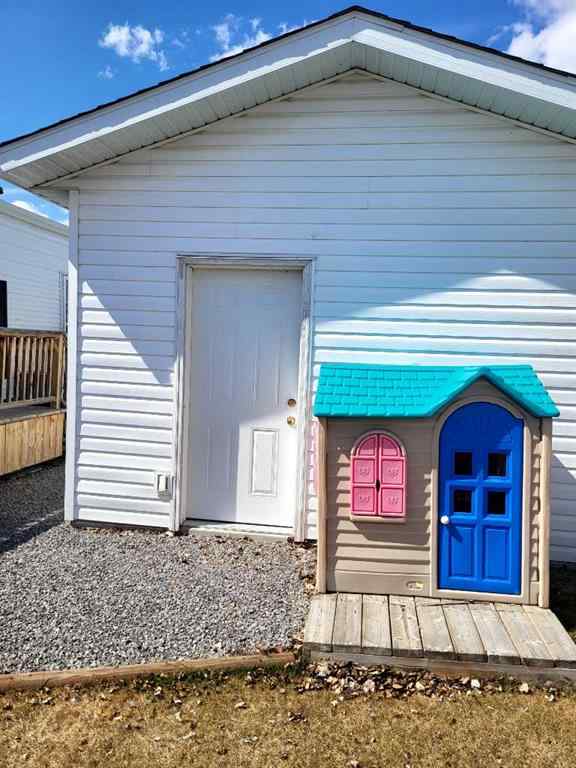 MLS® A2214150 - Unit #166A 10042 Township Road 422   in Raymond Shores Rural Ponoka County, Residential