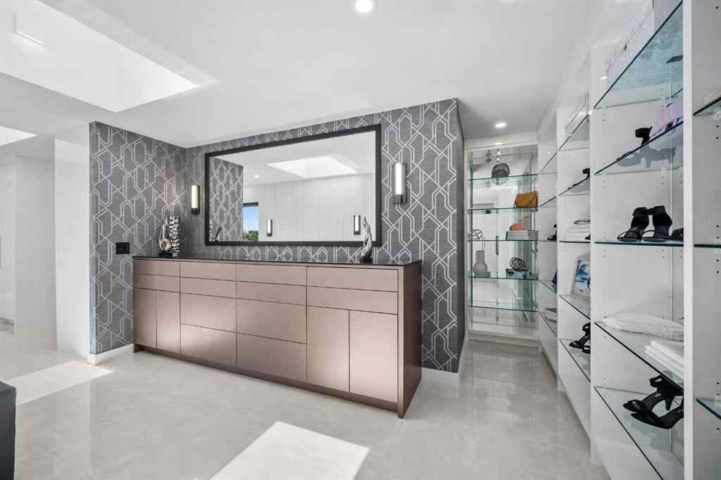 MLS® A2214216 - 120 13 Street NE in Renfrew Calgary, Residential