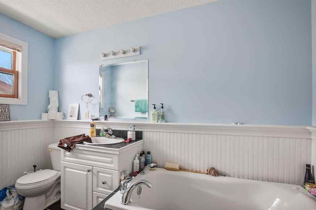 MLS® A2214228 - 65 Wiltshire Boulevard  in West Park Red Deer, Residential