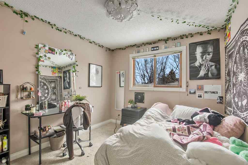 MLS® A2214228 - 65 Wiltshire Boulevard  in West Park Red Deer, Residential