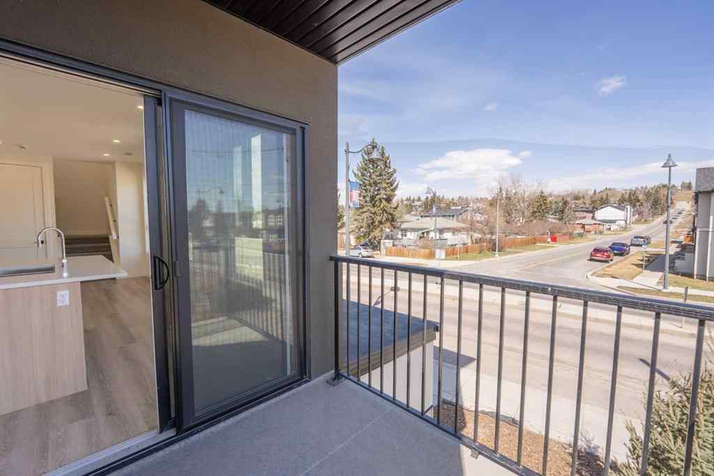 MLS® A2214294 - 4903 Bowness Road NW in Montgomery Calgary, Residential
