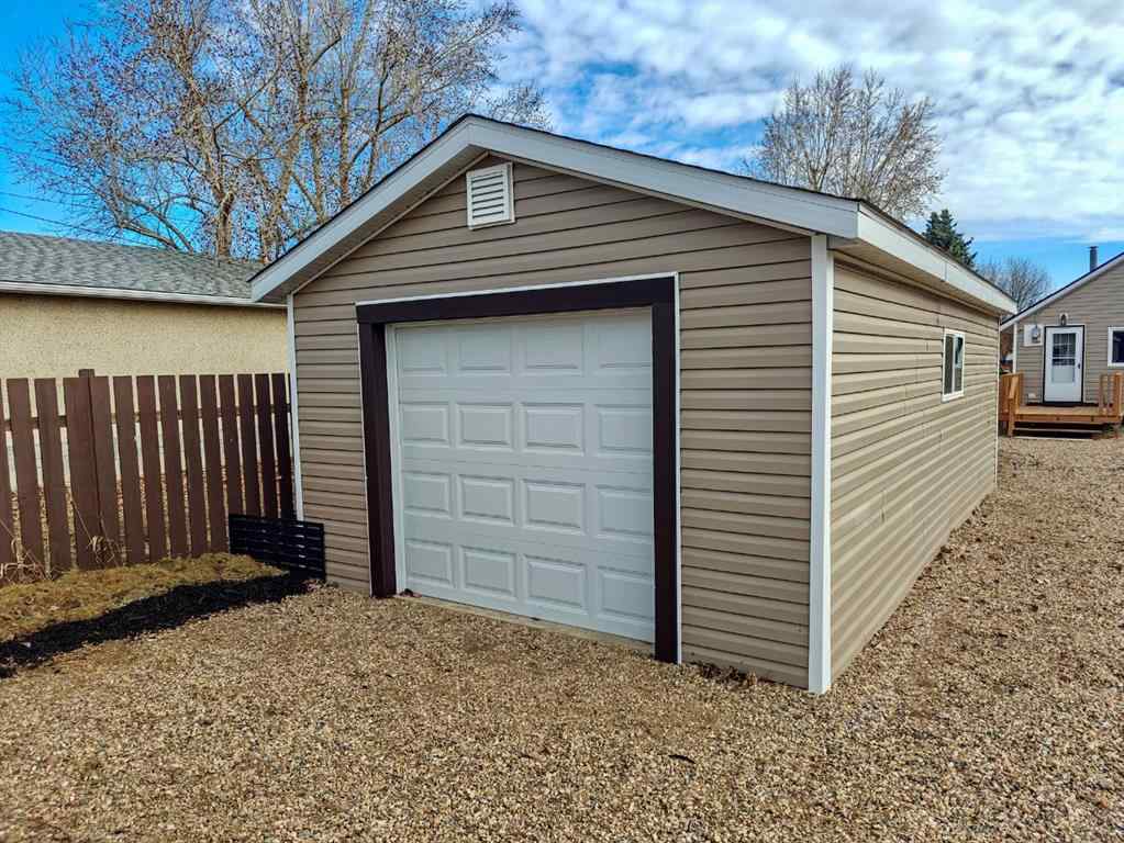 MLS® A2214298 - 1233 6 Avenue  in Wainwright Wainwright, Residential