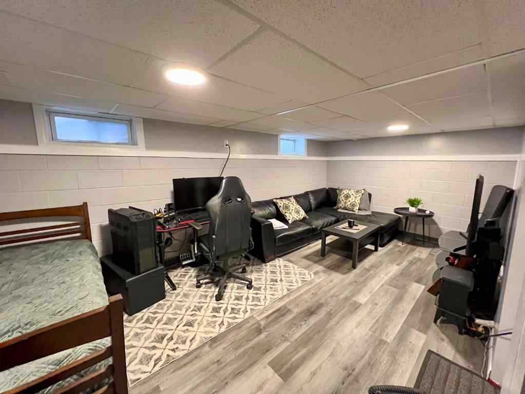 MLS® A2214298 - 1233 6 Avenue  in Wainwright Wainwright, Residential