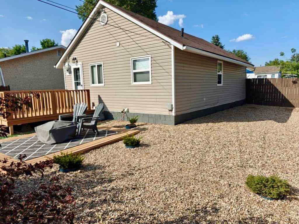 MLS® A2214298 - 1233 6 Avenue  in Wainwright Wainwright, Residential