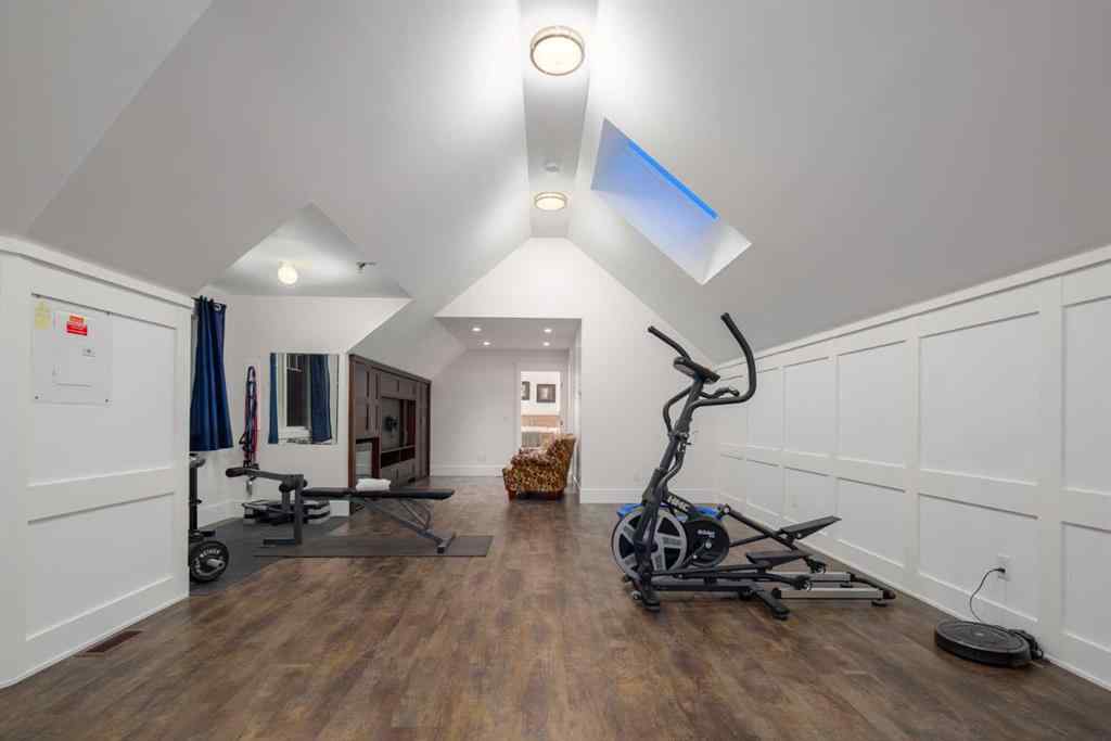 MLS® A2214332 - 172 Grandview Way  in Springbank Rural Rocky View County, Residential