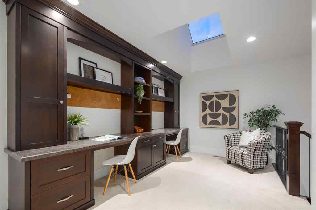 MLS® A2214332 - 172 Grandview Way  in Springbank Rural Rocky View County, Residential